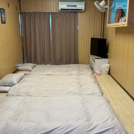 Okinawa Naha Jinjin -沖縄伝統体験型宿じんじん- Exterior foto