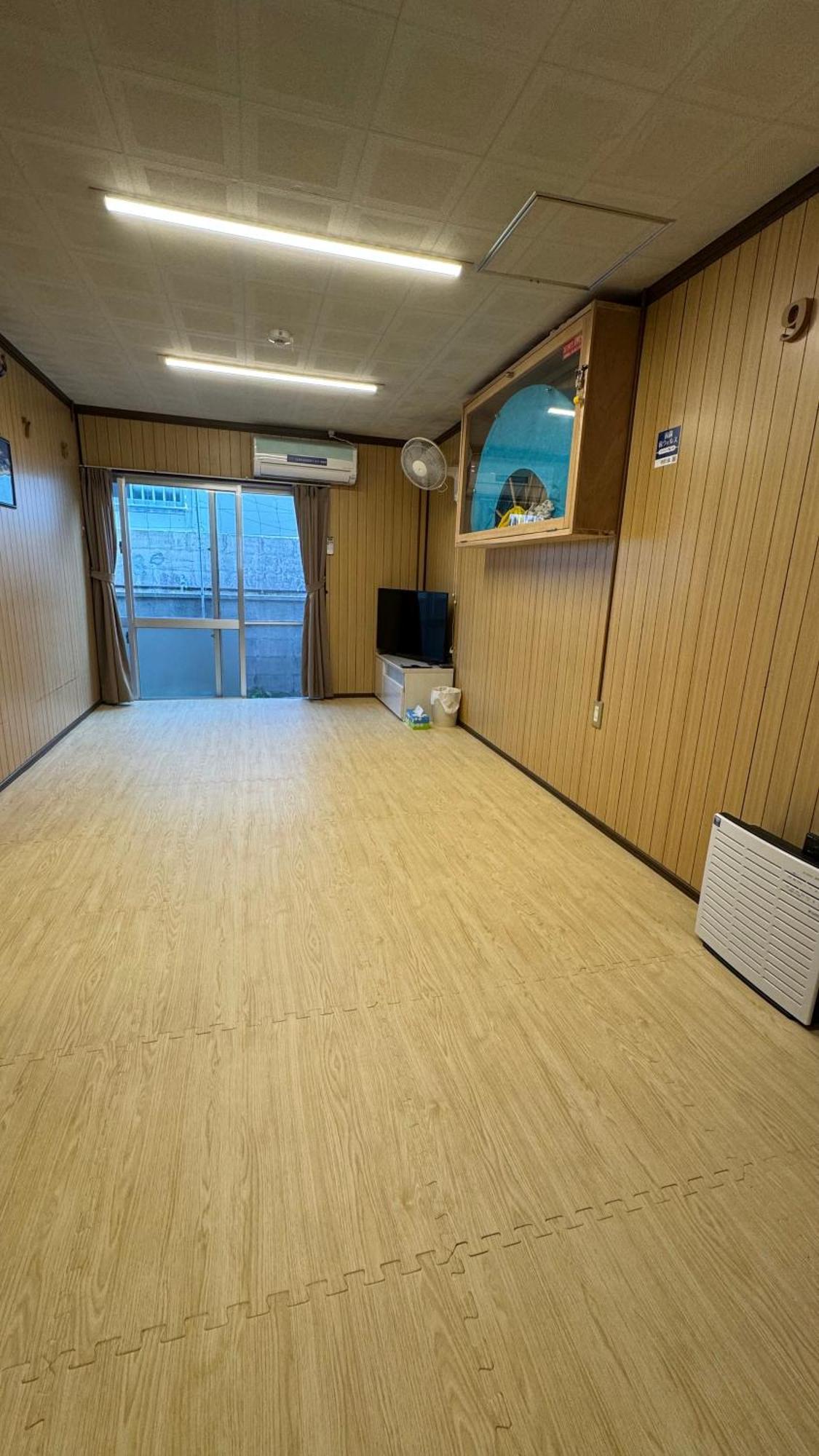 Okinawa Naha Jinjin -沖縄伝統体験型宿じんじん- Exterior foto